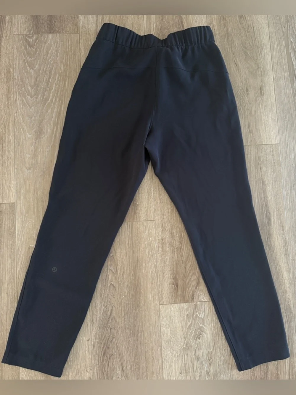 Lululemon On The Fly Pants Black‎ Luxtreme Size 4 Women’s Pants